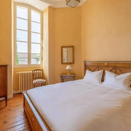 Вилла Le Clos Montauge Virsac