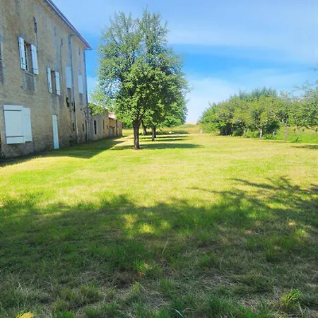 Le Clos Montauge Вилла Virsac