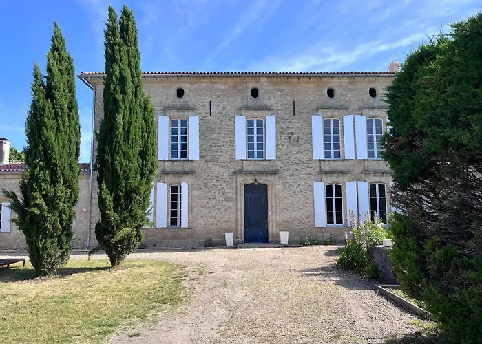 Le Clos Montaugé Villa *