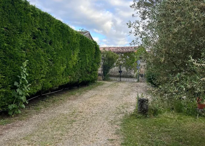 Le Clos Montaugé * Virsac