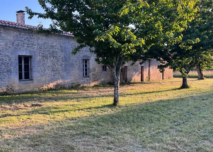 Le Clos Montaugé Villa *